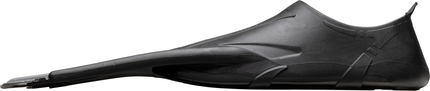 image:imageCressi Adult Short Light Swim Fins with SelfAdjustable Comfortable Full Foot Pocket Perfect for Traveling Agua Short Made in ItalyBlackSilver D