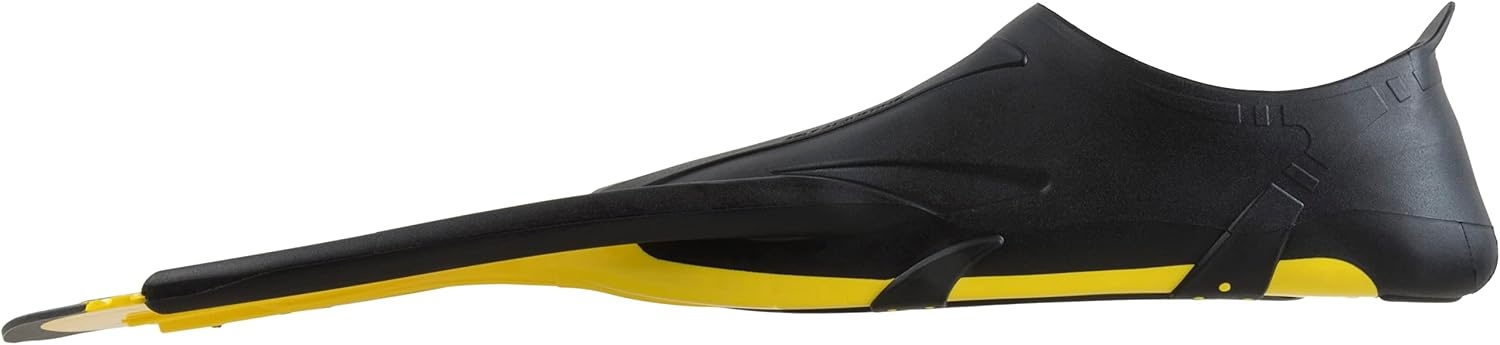 image:imageCressi Adult Short Light Swim Fins with SelfAdjustable Comfortable Full Foot Pocket Perfect for Traveling Agua Short Made in ItalyYellowBlack D